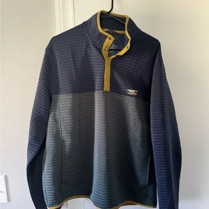 XL Blue LL Bean Airlight pullover